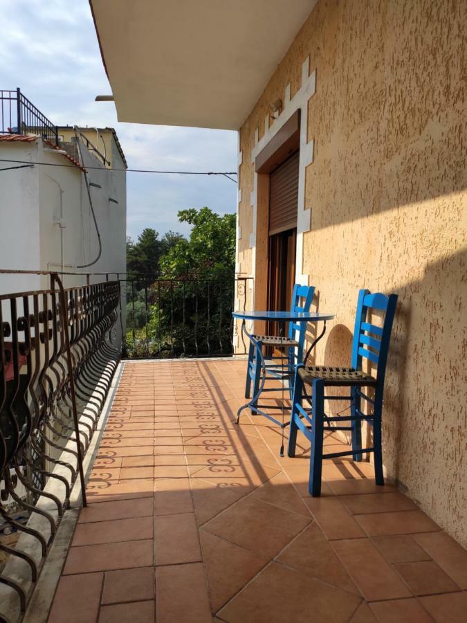 Elpida Apartment Limenas  Esterno foto